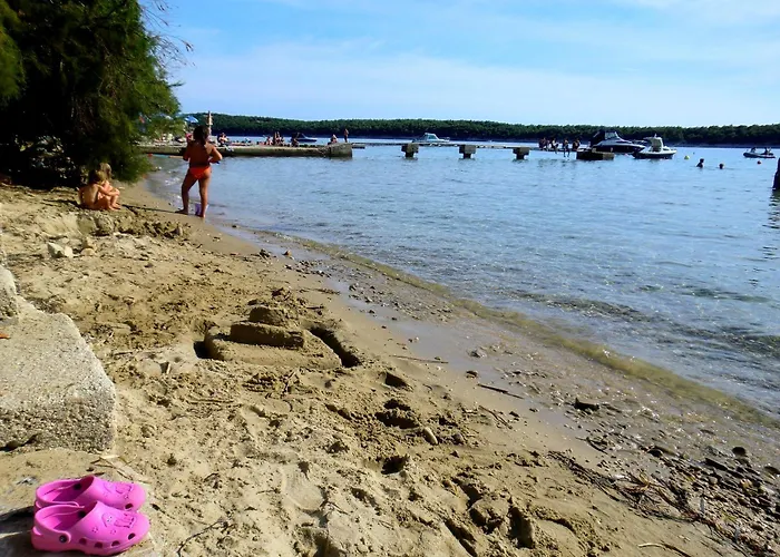 Meli Seafront Chill Gæstehus *